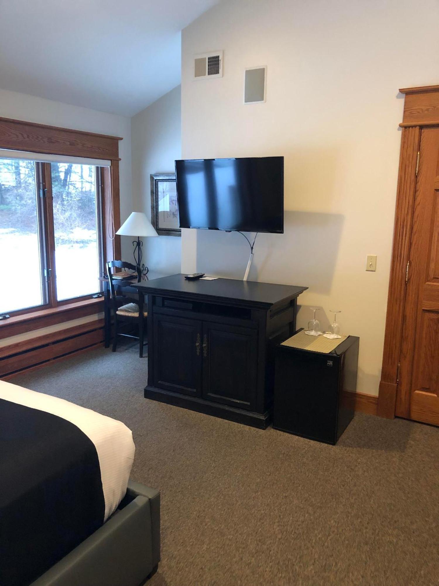 Inn At Black Star Farms Suttons Bay Extérieur photo